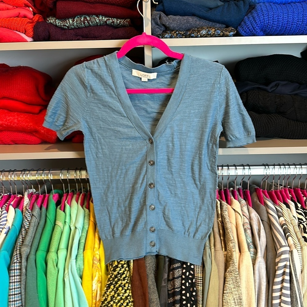 Loft blue short sleeve v neck open front cardigan size XS